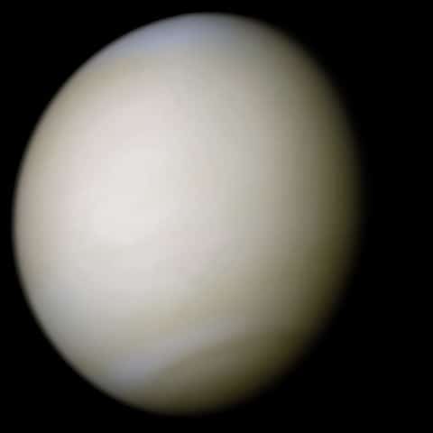 Venus in real colors, processed from clear and blue filtered Mariner 10 images Image processing by R. Nunes