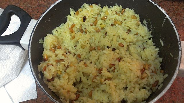 Persian_Rice_with_Pine_Seeds
