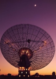 A radio telescope in action