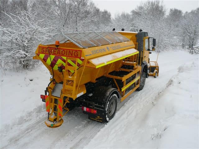 Salt spreader