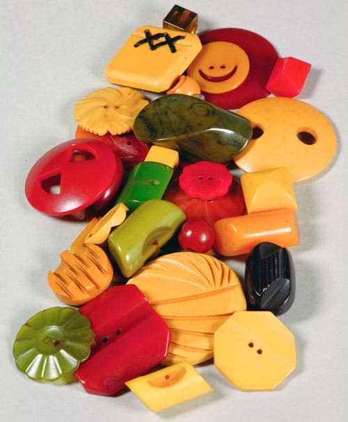 Bakelite_Buttons