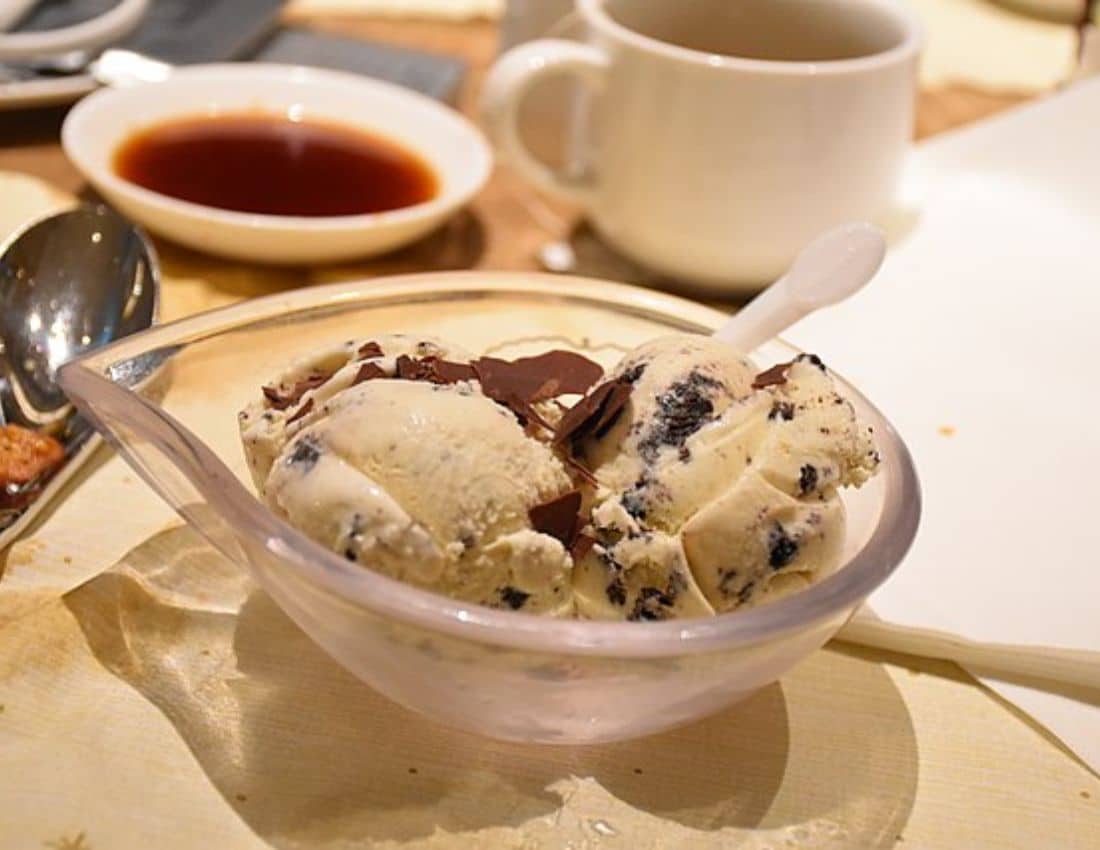 A bowl of Ice cream