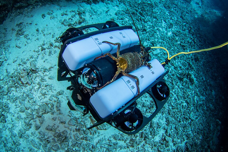 ROV_with_electric_thrusters